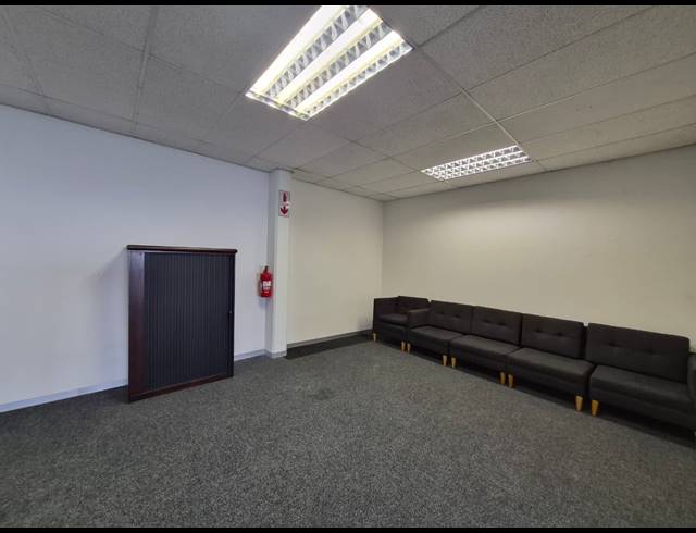 380M² OFFICE TO LET IN SANDTON CENTRAL